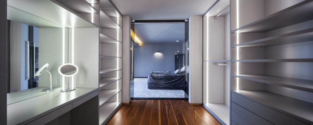 Bespoke contemporary wardrobes by Kingswood